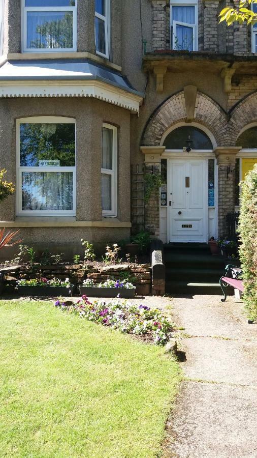 Barrie Guest House Barrow-in-Furness ภายนอก รูปภาพ